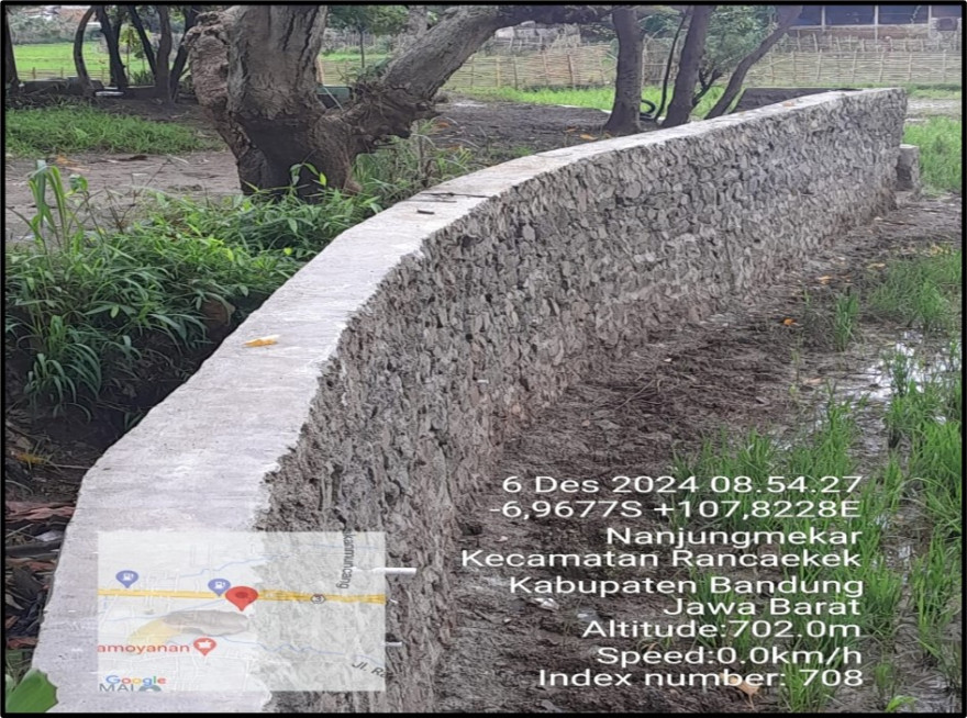 Pembangunan Tembok Penahan Tanah di Kp. Tarikolot RW 001
